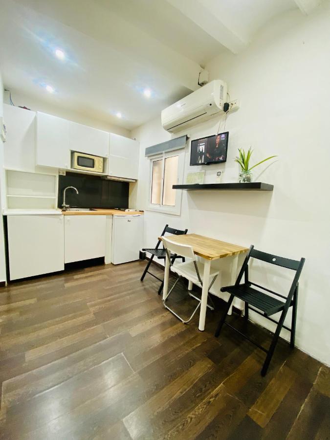 09 Apartament Born 4 2 Apartment Barcelona Bagian luar foto