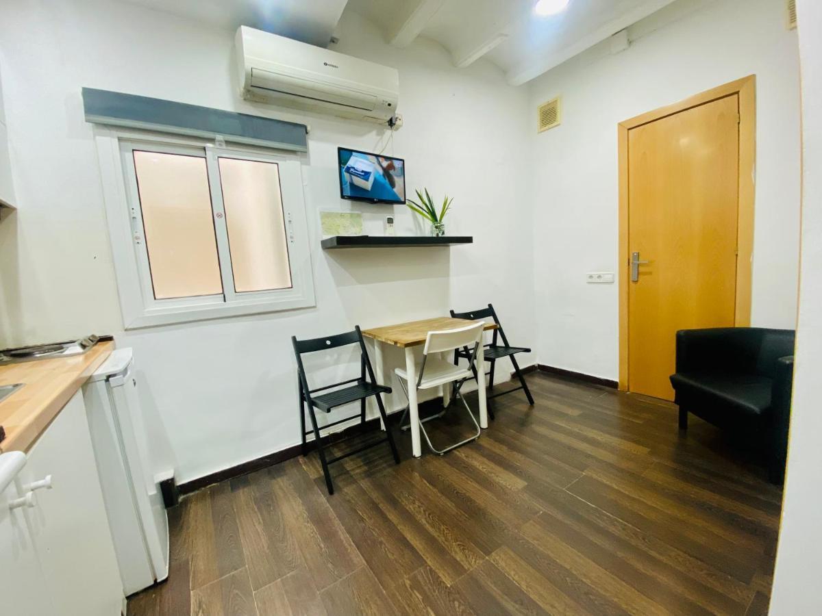 09 Apartament Born 4 2 Apartment Barcelona Bagian luar foto