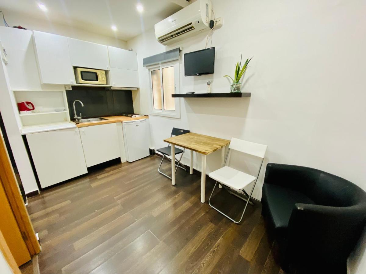 09 Apartament Born 4 2 Apartment Barcelona Bagian luar foto
